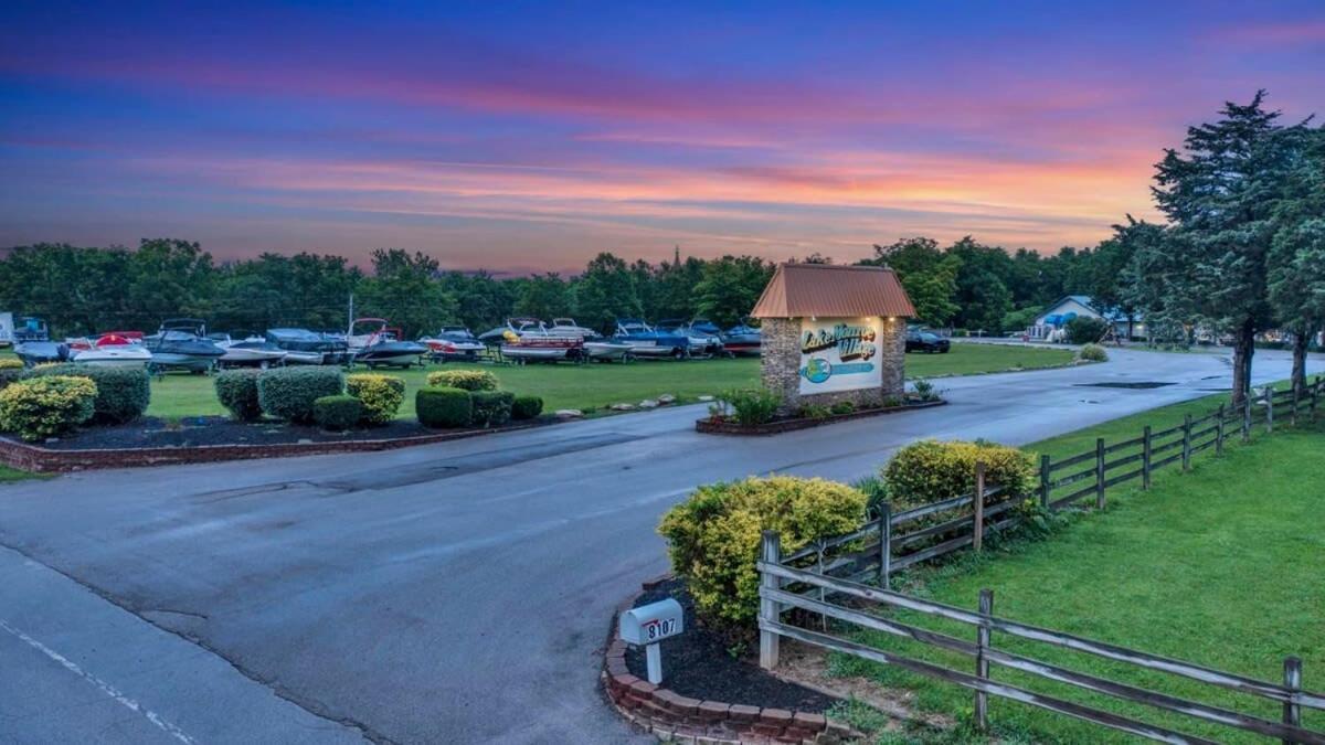 Charming Log Cabin In Bloomington Ngoại thất bức ảnh